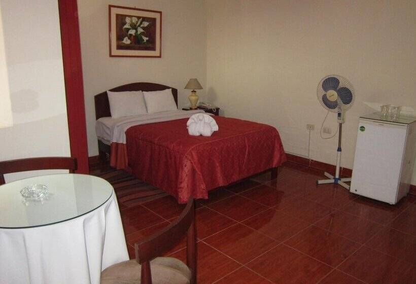 Отель Plaza Trujillo