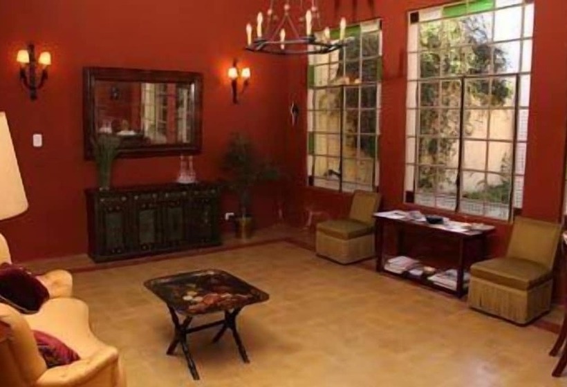 בית מלון כפרי Posada De La Plaza