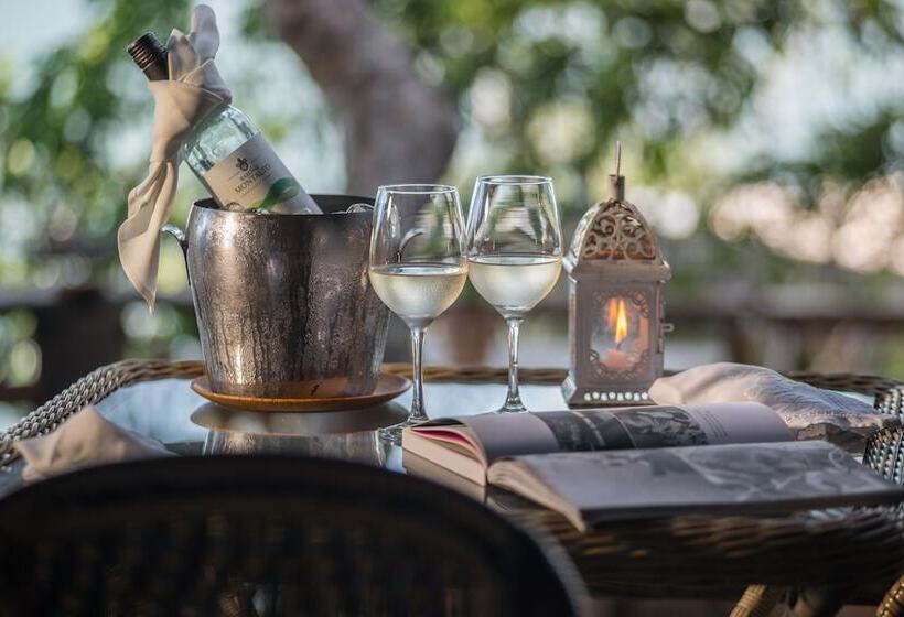 ホテル Pousada Enseada Das Garças