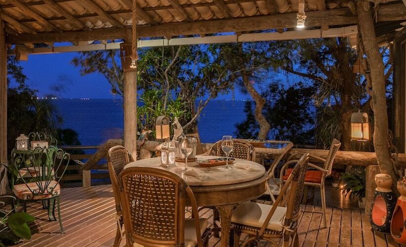 ホテル Pousada Enseada Das Garças