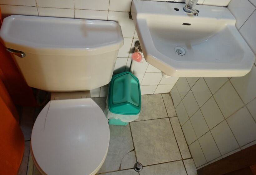 ホテル Presidente Inn   Hostel