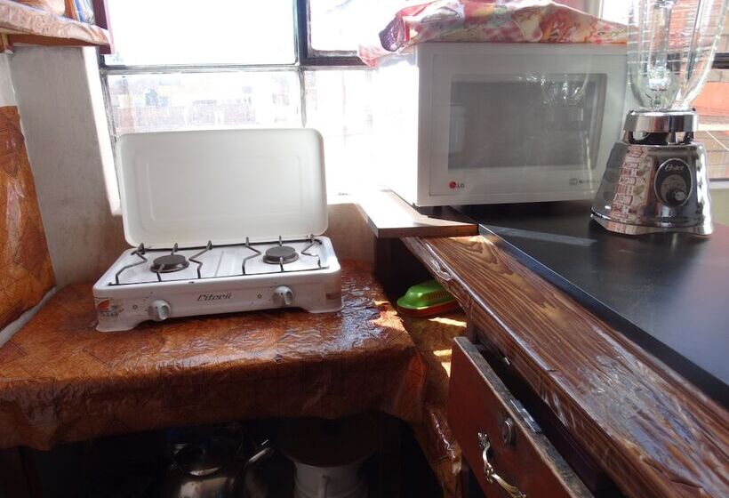 ホテル Presidente Inn   Hostel