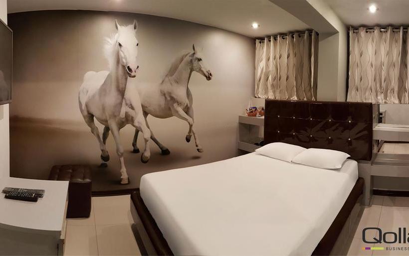 בית מלון כפרי Qollana Business