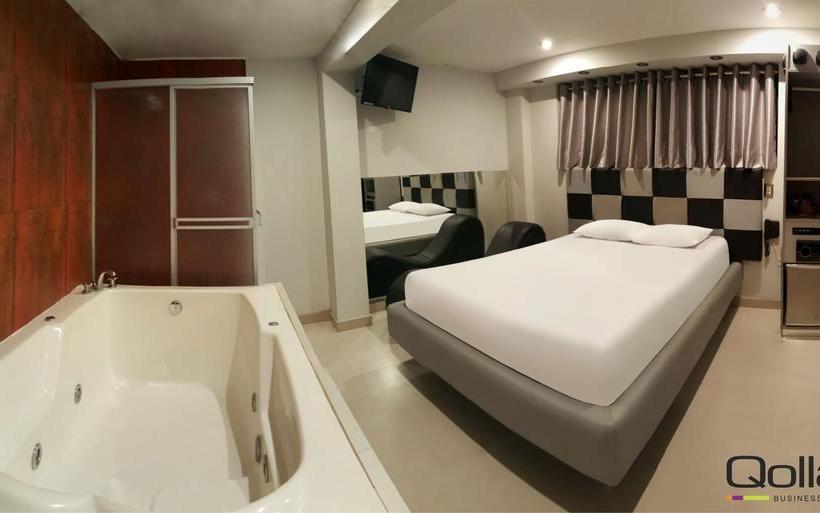 בית מלון כפרי Qollana Business