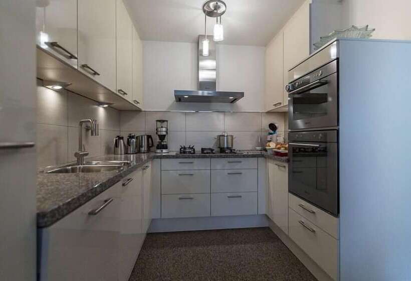 בית מלון כפרי Rene's B&b