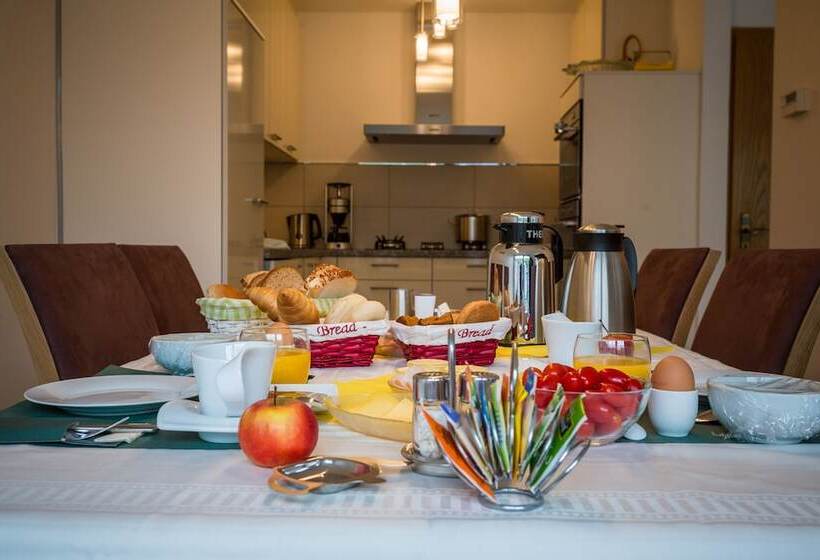 בית מלון כפרי Rene's B&b