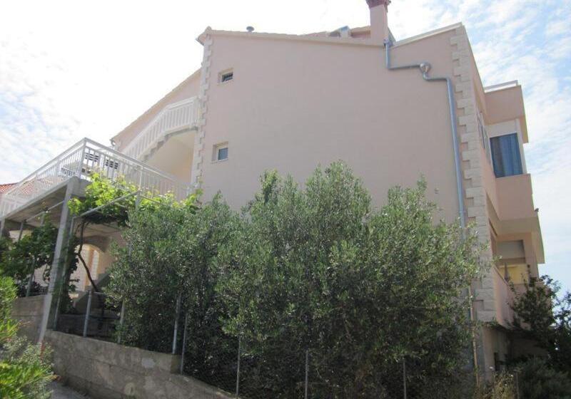 호텔 Room In Hvar Town With Sea View, Terrace, Air Conditioning, Wi Fi