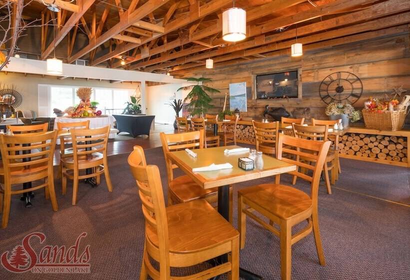 ホテル Sands On Golden Lake