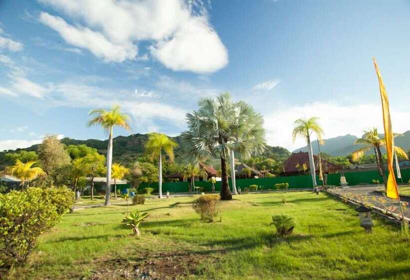 בית מלון כפרי Segara Bukit Seaside Cottages