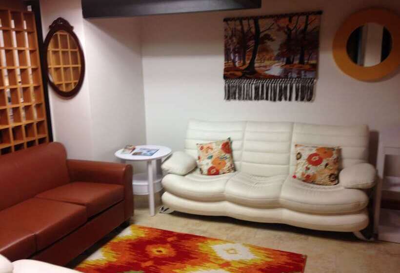 Otel Smile Back Bed And Breakfast