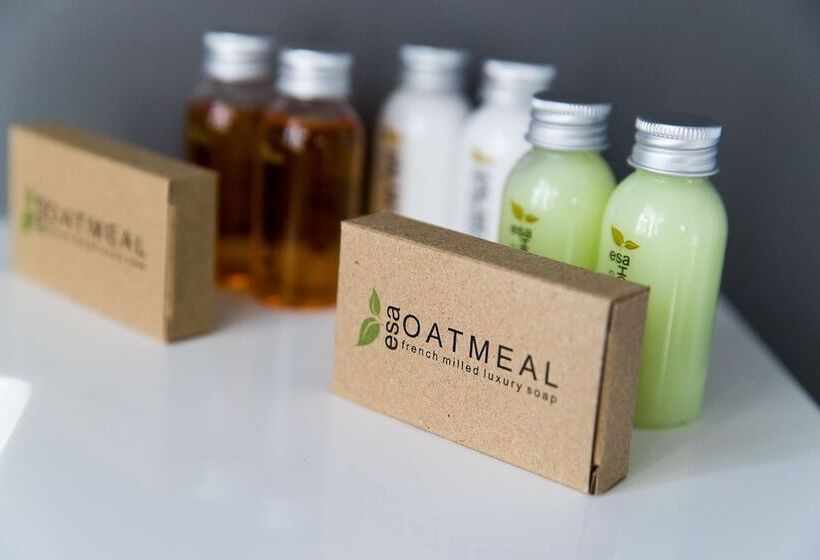 فندق Stardust Inn And Chalets