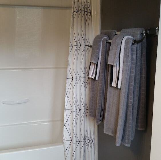 فندق Stardust Inn And Chalets