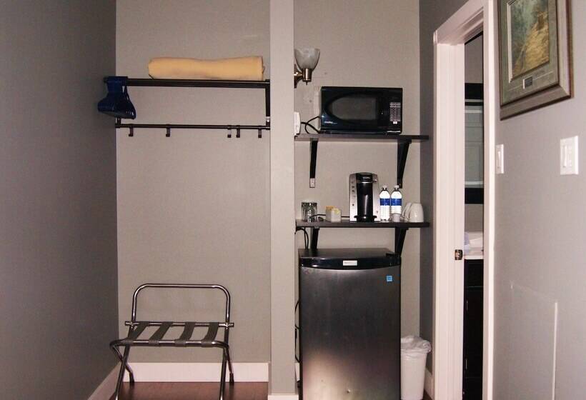 فندق Stardust Inn And Chalets