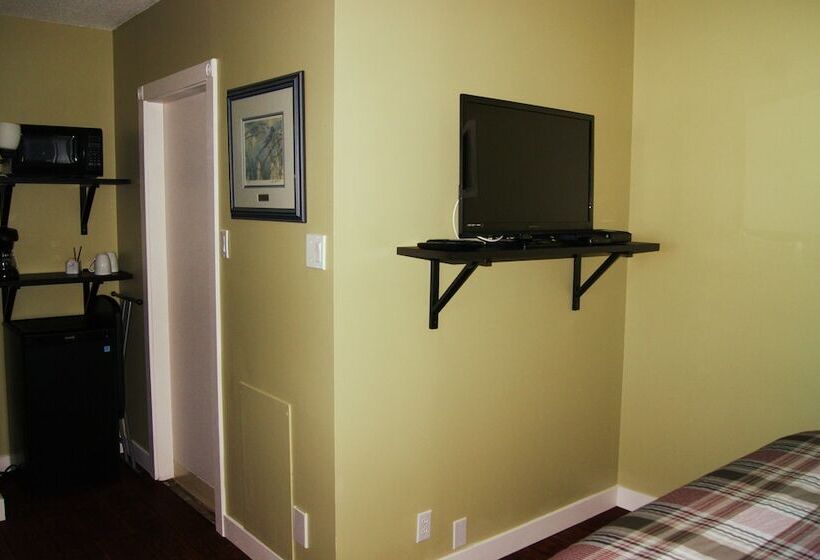 فندق Stardust Inn And Chalets