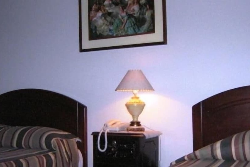 בית מלון כפרי Suite Plaza