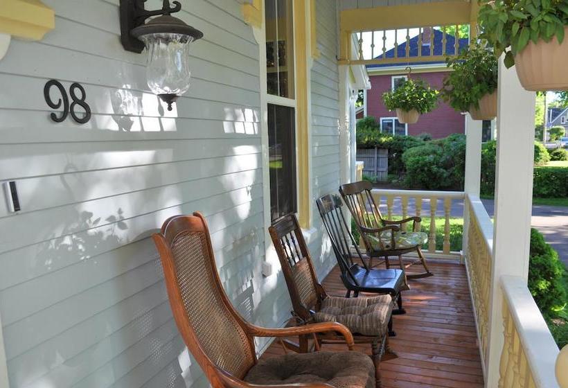 فندق Summerside Inn Bed And Breakfast
