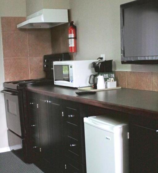 בית מלון כפרי Travelodge By Wyndham Surrey