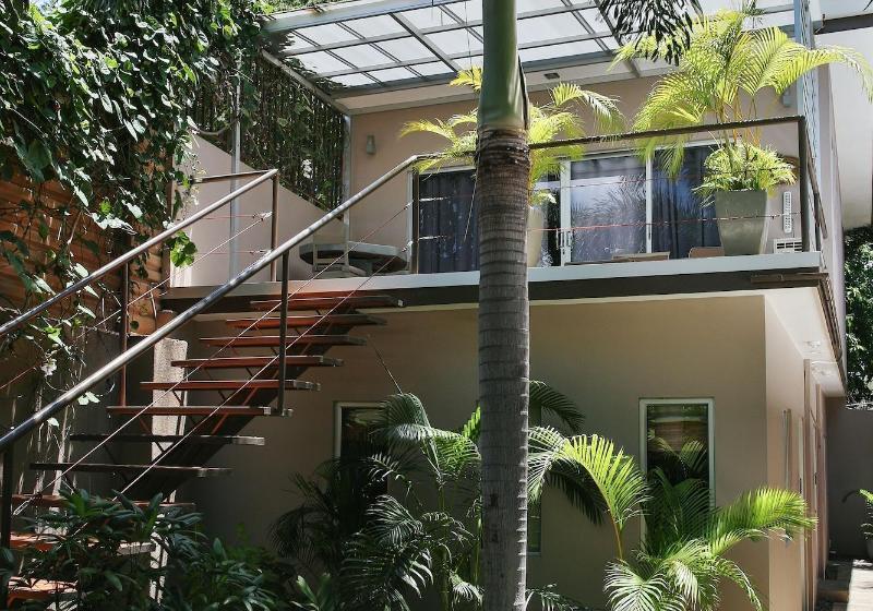 ホテル Tamarindo Bay Suites   Self Check In, Adults Only