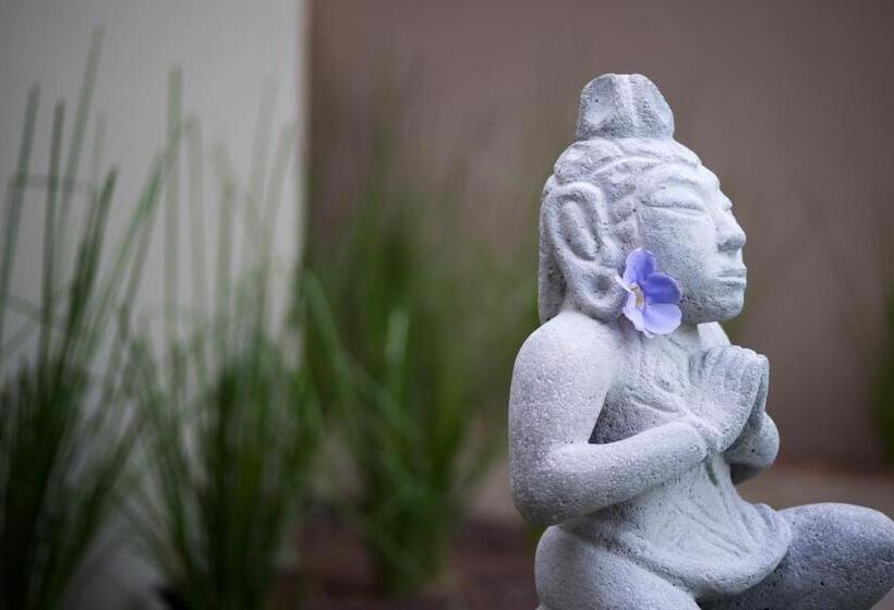 ホテル Tamarindo Bay Suites   Self Check In, Adults Only