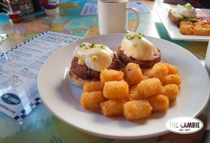 酒店 The Cambie Hostel Gastown