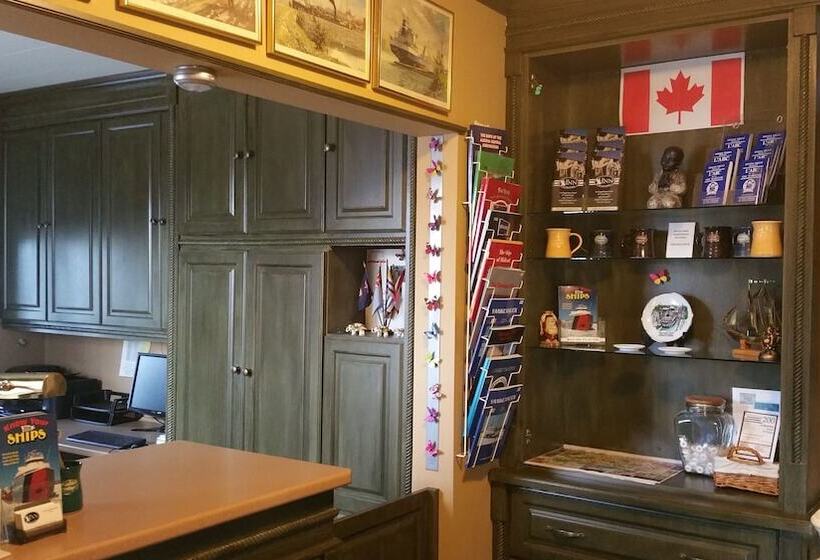 هتل The Inn At Lock Seven