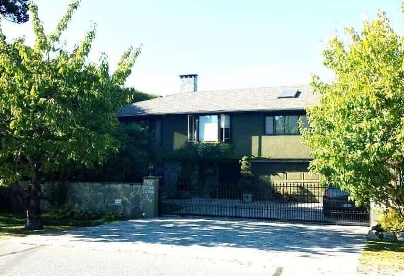 酒店 The Stone Hedge Bed And Breakfast