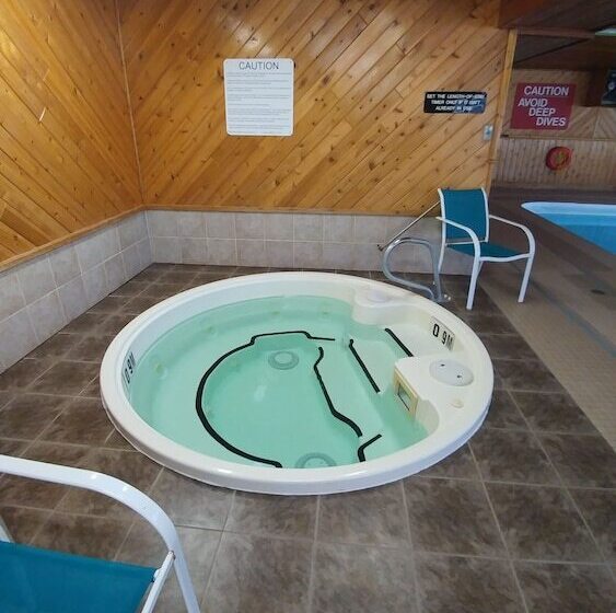 فندق Travelodge By Wyndham Port Elgin