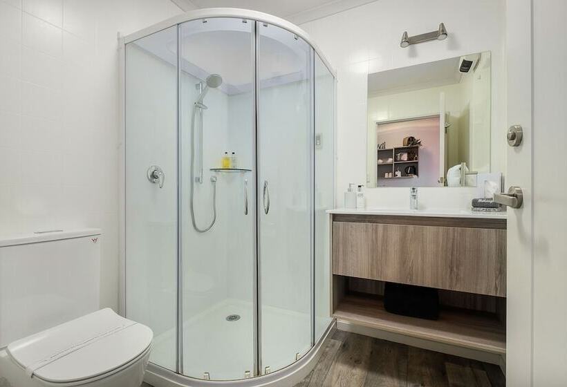 فندق Two Tree Lodge