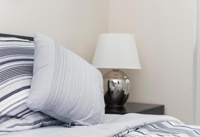 هتل Veeds Private Suites