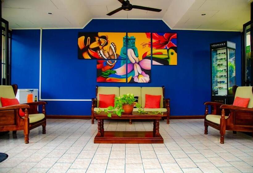 فندق & Villas Huetares