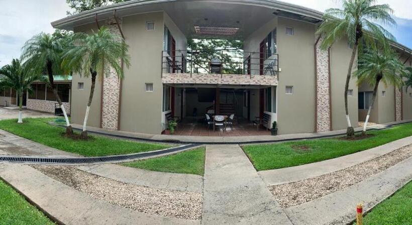 فندق & Villas Huetares