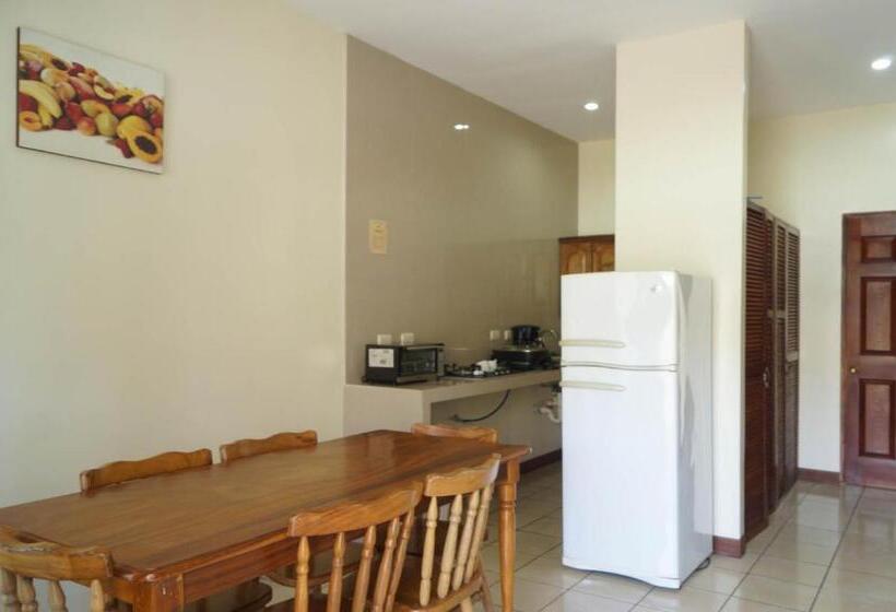 فندق & Villas Huetares