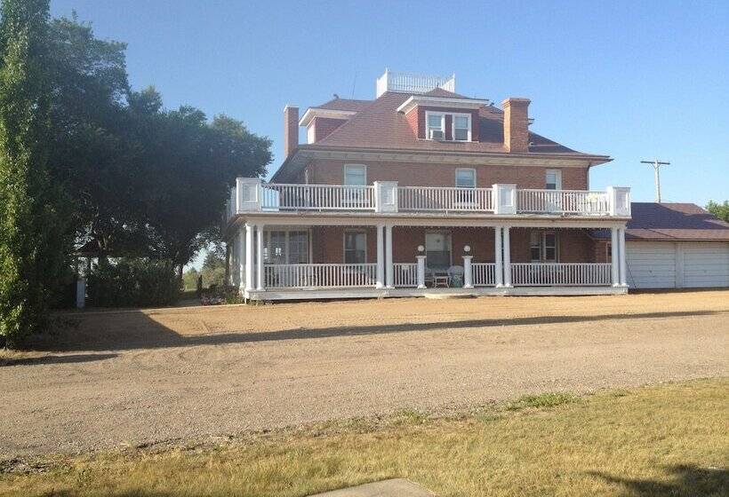 בית מלון כפרי Wakamow Heights Bed And Breakfast