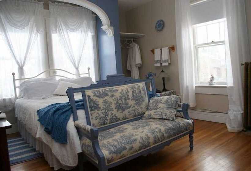 בית מלון כפרי Wakamow Heights Bed And Breakfast