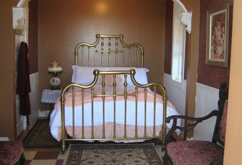 בית מלון כפרי Wakamow Heights Bed And Breakfast