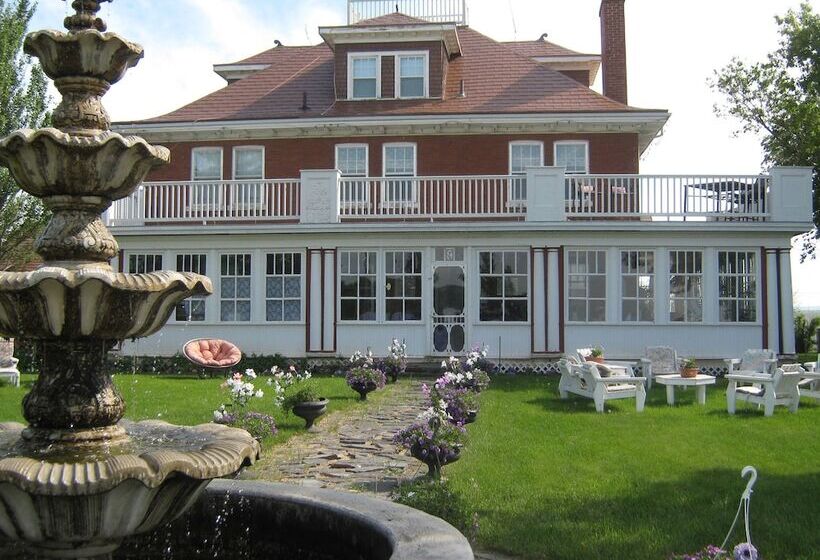 בית מלון כפרי Wakamow Heights Bed And Breakfast