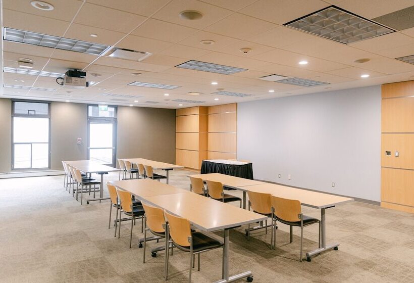 ホテル West Coast Suites At Ubc