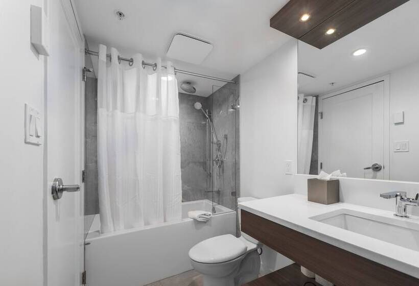 ホテル West Coast Suites At Ubc