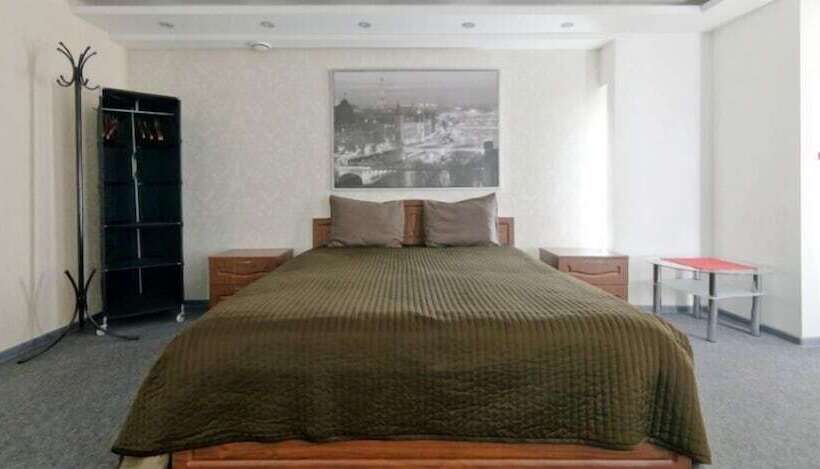 Lait Hotel On Bebelya