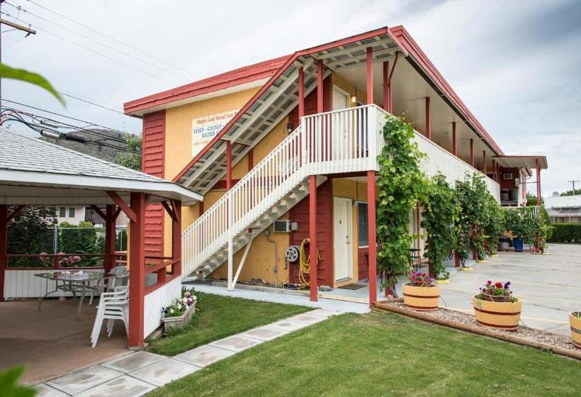 Maple Leaf Motel Inn Towne