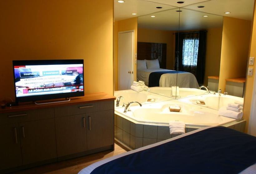 Motel Des Pentes Et Suites