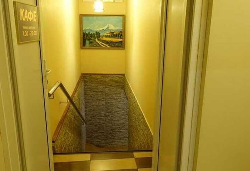 Noy Hotel Domodedovo