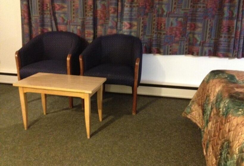 Pleasant Manor Motel