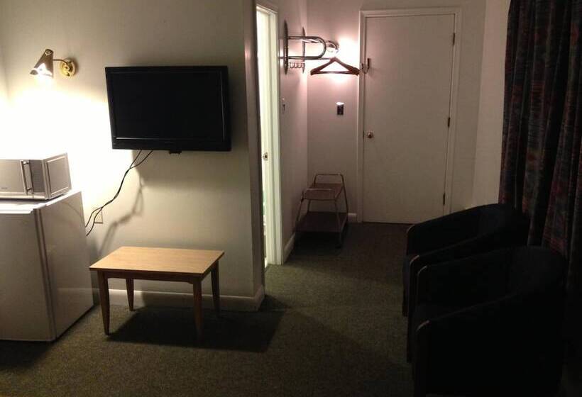 Pleasant Manor Motel