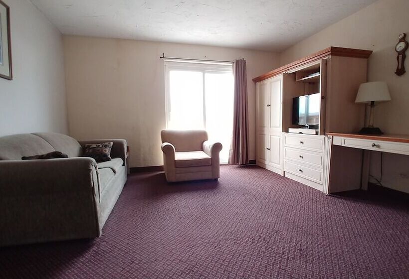 Sand Castle Suites Motel