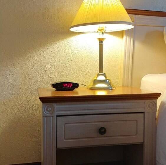 Sand Castle Suites Motel