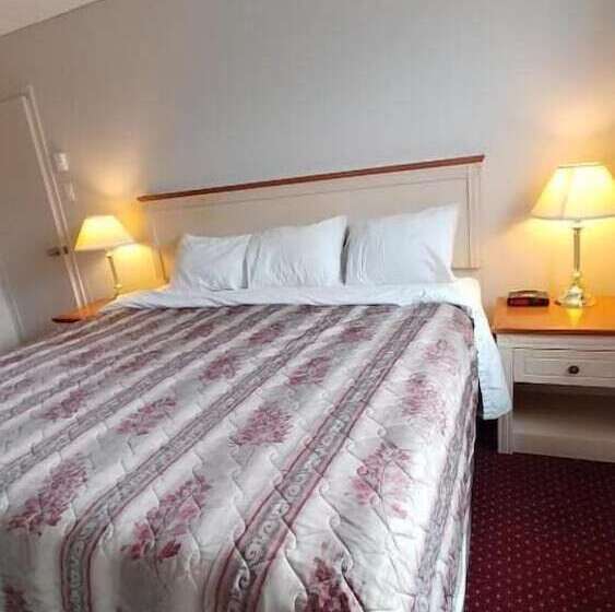 Sand Castle Suites Motel