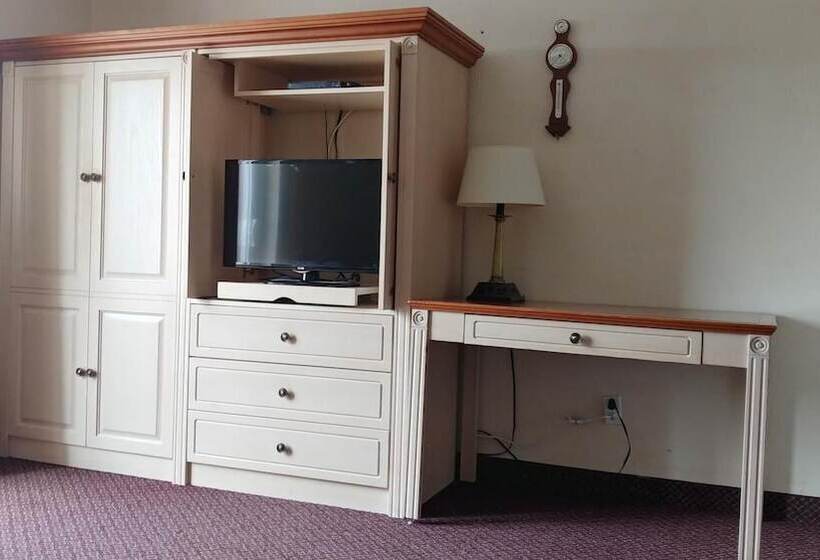 Sand Castle Suites Motel