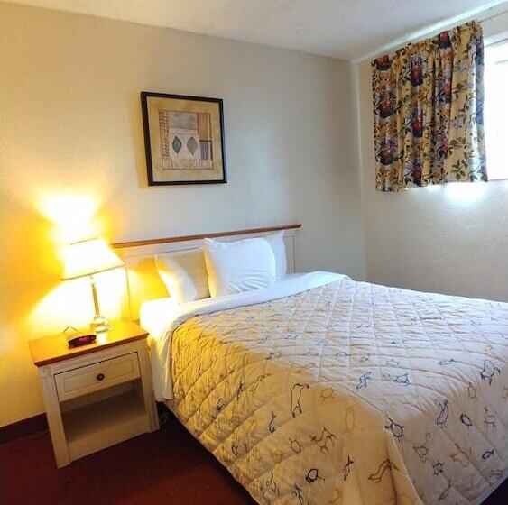 Sand Castle Suites Motel