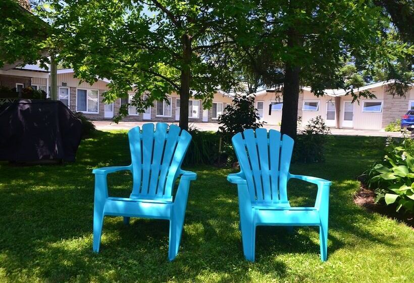 Stratford Suburban Motel